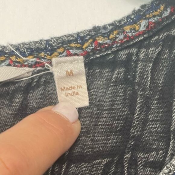 Soft Surroundings Cobi Thermal Velvet Trim Shirt Black Lightweight Size Medium - Picture 8 of 8